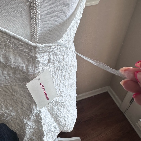 Lucky Brand Textured Top - Picture 8 of 10